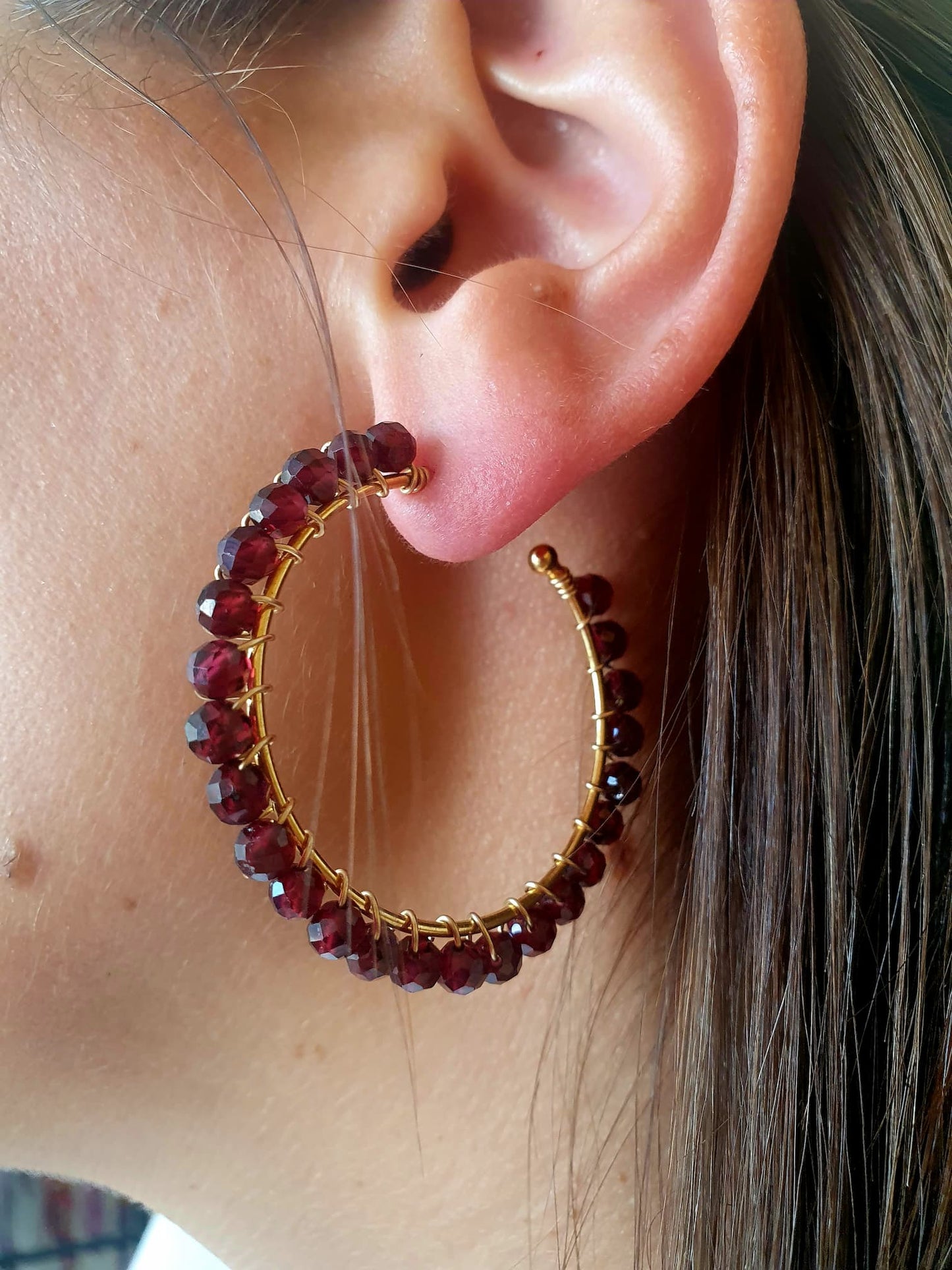 Boucle d'oreille grenat